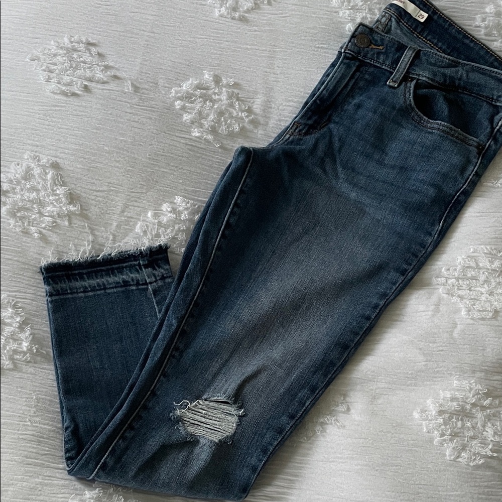 Levi's Dark Blue Ankle Jeans